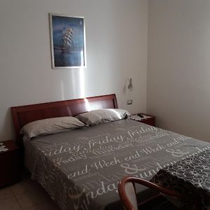 Camera con letto king size